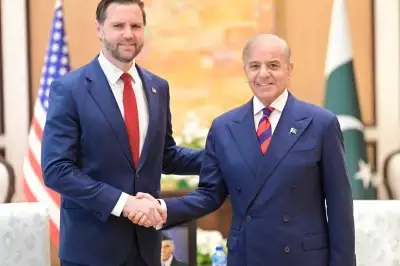 美부통령, 중재국 파키스탄서 샤리프 총리 회담…이란 종전 협상 시동