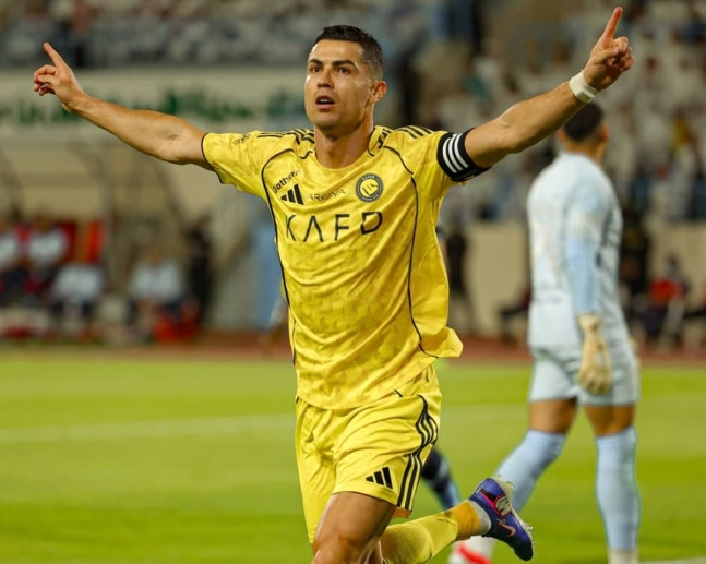 골 세리머니를 펼치는 크리스티아누 호날두. 알나스르 SNS 캡처