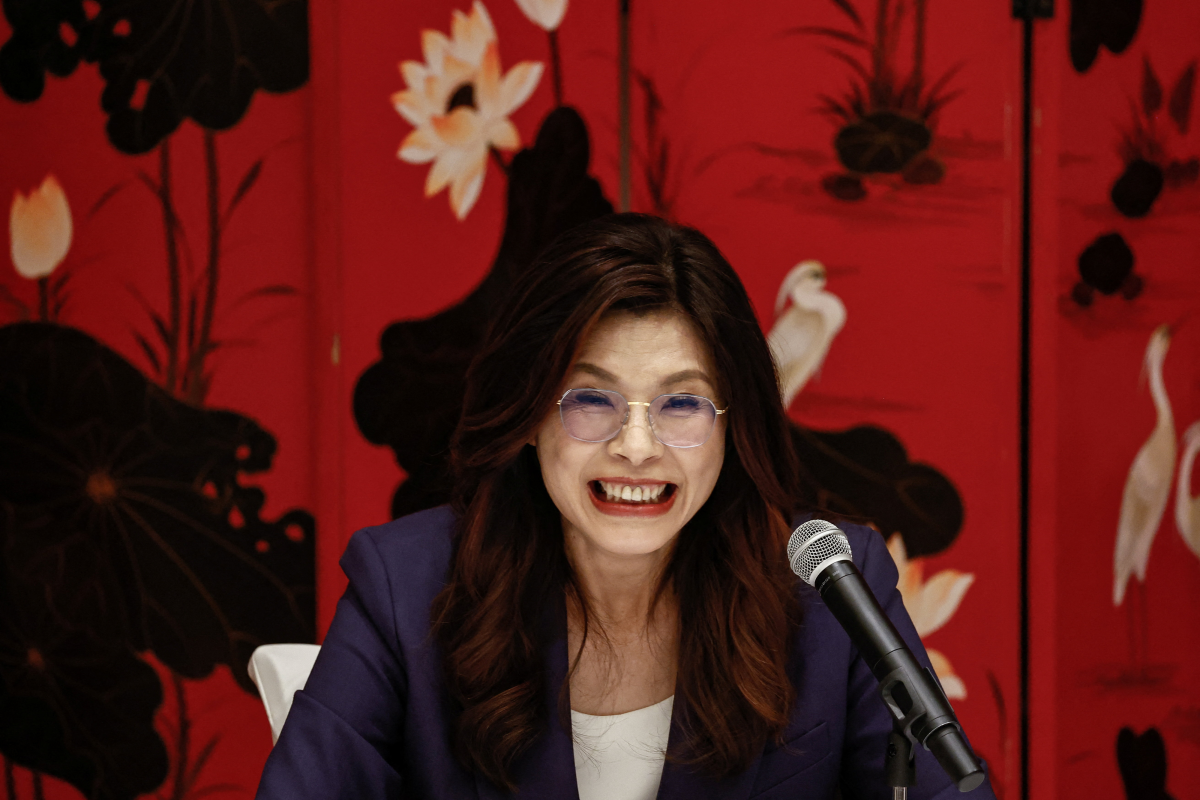 대만 최대 야당인 국민당의 대표 정리원 주석이 10일 중국 베이징에서 시진핑 국가주석과의 회담을 마친 뒤 열린 기자회견에 참석하고 있다. 베이징 로이터 연합뉴스