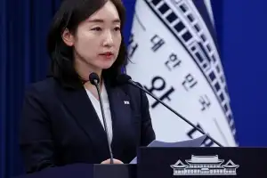 靑 “미국·이란 종전선언까지 비상대응체제 유지”