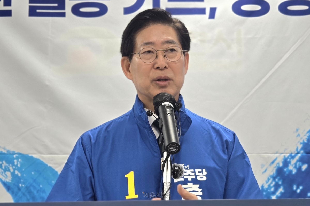 양승조 더불어민주당 충남지사 경선 후보가 9일 천안시청에서 기자회견을 하고 있다. 2026.4.9 이종익 기자