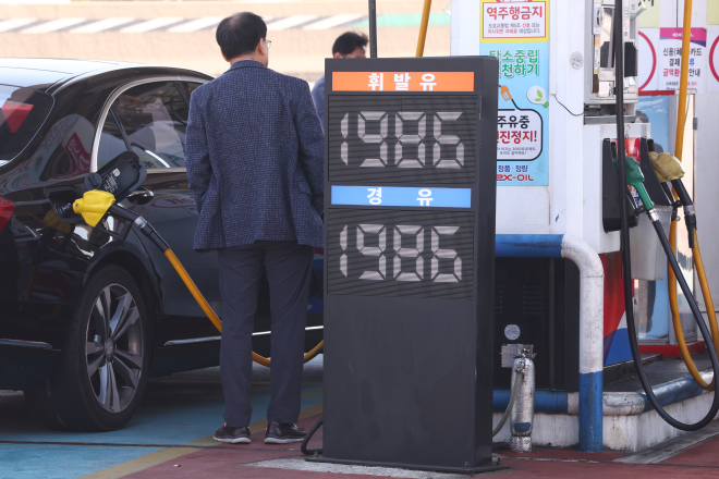 [사설] 가격 묶으니 더 느는 소비, 석유 최고가격제 실효 따져봐야