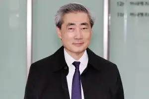 신현송 “금리 수준, 중립금리 범위의 중간”… 동결에 무게