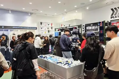 굿즈 내면 품절·웃돈… 유통업계 야구마케팅