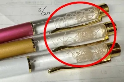 먹으면 식중독인데…“기생충 득실득실한 ‘볼펜’, 없어서 못 사요”