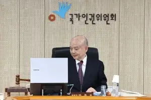 인권위 “우크라 억류 북한 포로 송환하라”…만장일치 ‘의견표명’