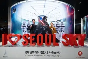 서울스카이에 등장한 ‘스타워즈’
