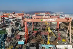 HD현대중공업 해군 잠수함 화재 합동감식… 경찰, 사고 원인 규명 나서