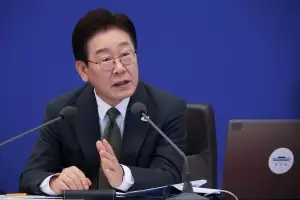 이 대통령 “부동산 정책 기안 용지 복사 직원도 다주택자는 안 돼”