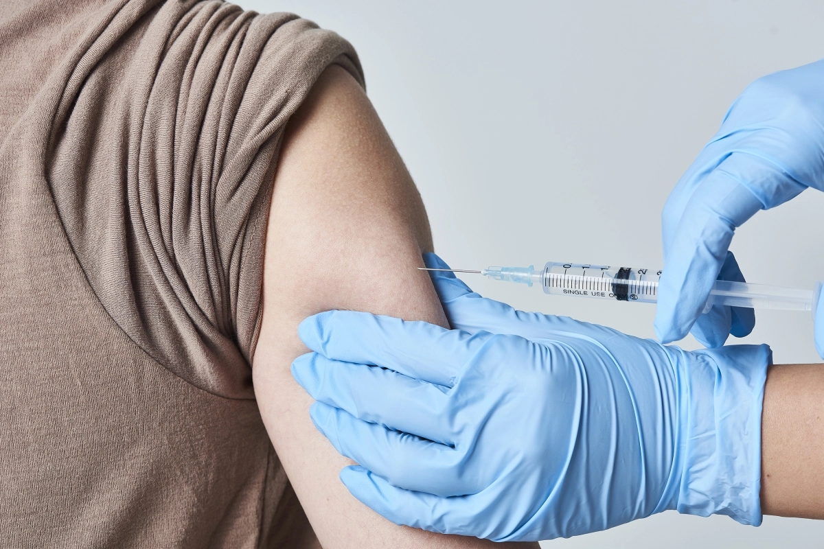 주사기 사용 이미지. 아이클릭아트