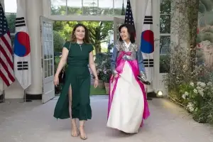 LA폭동 보고 주부서 정치인으로…北실향민 딸, 주한미국대사 지명