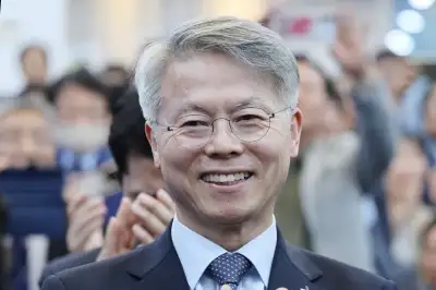 與 전남광주시장 후보 민형배… 당선 시 서울시장 준하는 권한