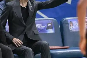 부상병동 우리은행 다음 시즌 이끌 새 감독에 ‘농구 여우’ 전주원…FA 영입과 선수단 리빌딩 등 과제 산적
