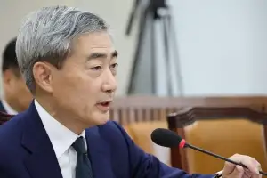 ‘갭투자로 22억’ 벌고 딸 불법 전입신고…신현송 “송구합니다”