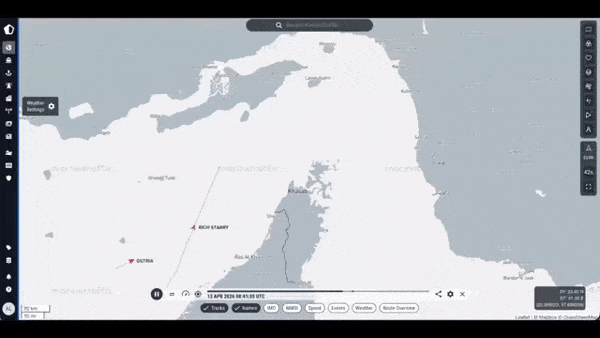 미국 제재 대상 유조선 리치 스타리호가 페르시아만을 출항한 지 하루 만인 15일(현지시간) 미국의 호르무즈 해협 봉쇄망을 뚫지 못하고 회항했다고 로이터통신이 보도했다. 로이터에 따르면 리치 스타리호는 이날 호르무즈 해협을 통과하려다가 미국의 봉쇄로 회항했다. 아프리카 내륙 국가인 보츠와나 국기를 달고 위장한 중국 유조선 오스트리아호도 해협에서 회항한 것으로 전해졌다. 2026.4.15 엑스