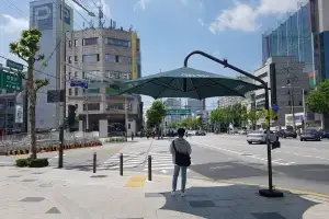 중랑구, 폭염 대비 ‘무더위 그늘막’ 가동