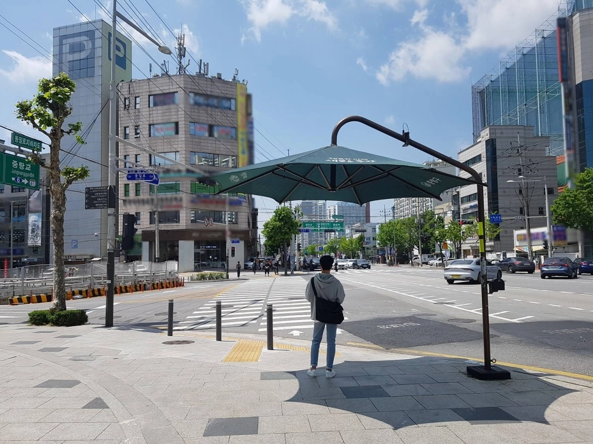 무더위 그늘막
