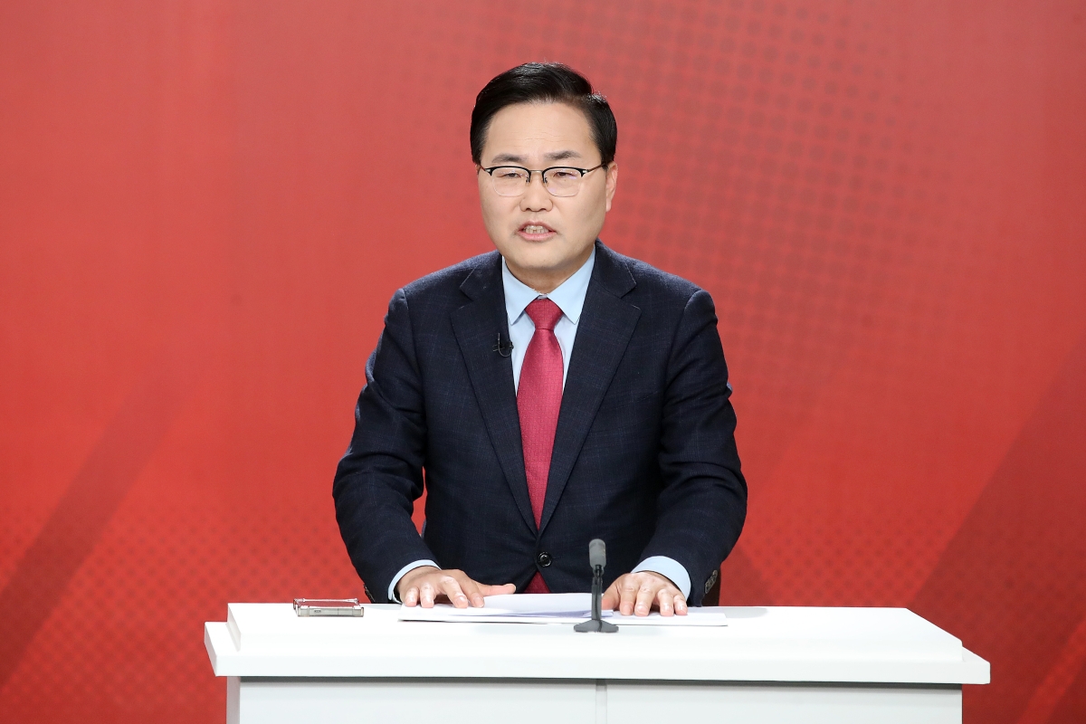 대구시장 경선 토론회서 발언하는 홍석준