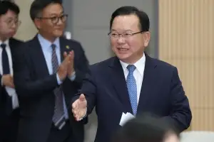 김부겸, 보수 인사 영입하며 외연 확장…‘경제 행보’ 박차