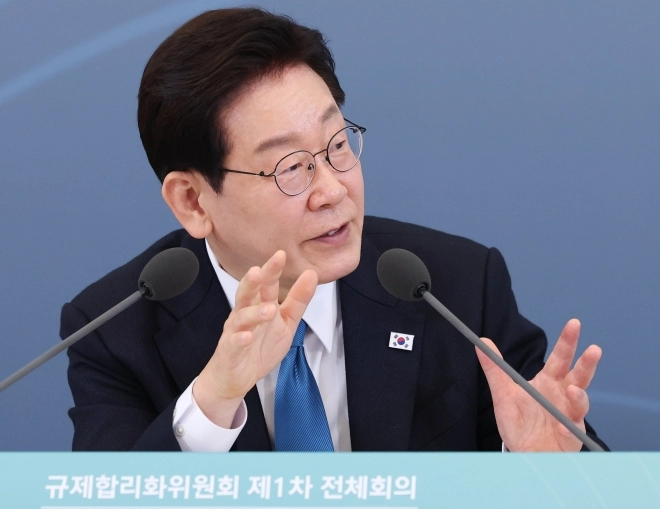 thumbnail - ‘메가특구’띄운 李… 지역규제 확 푼다