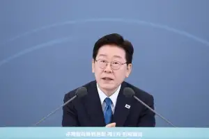 ‘메가특구’ 띄운 李… 지역규제 확 푼다