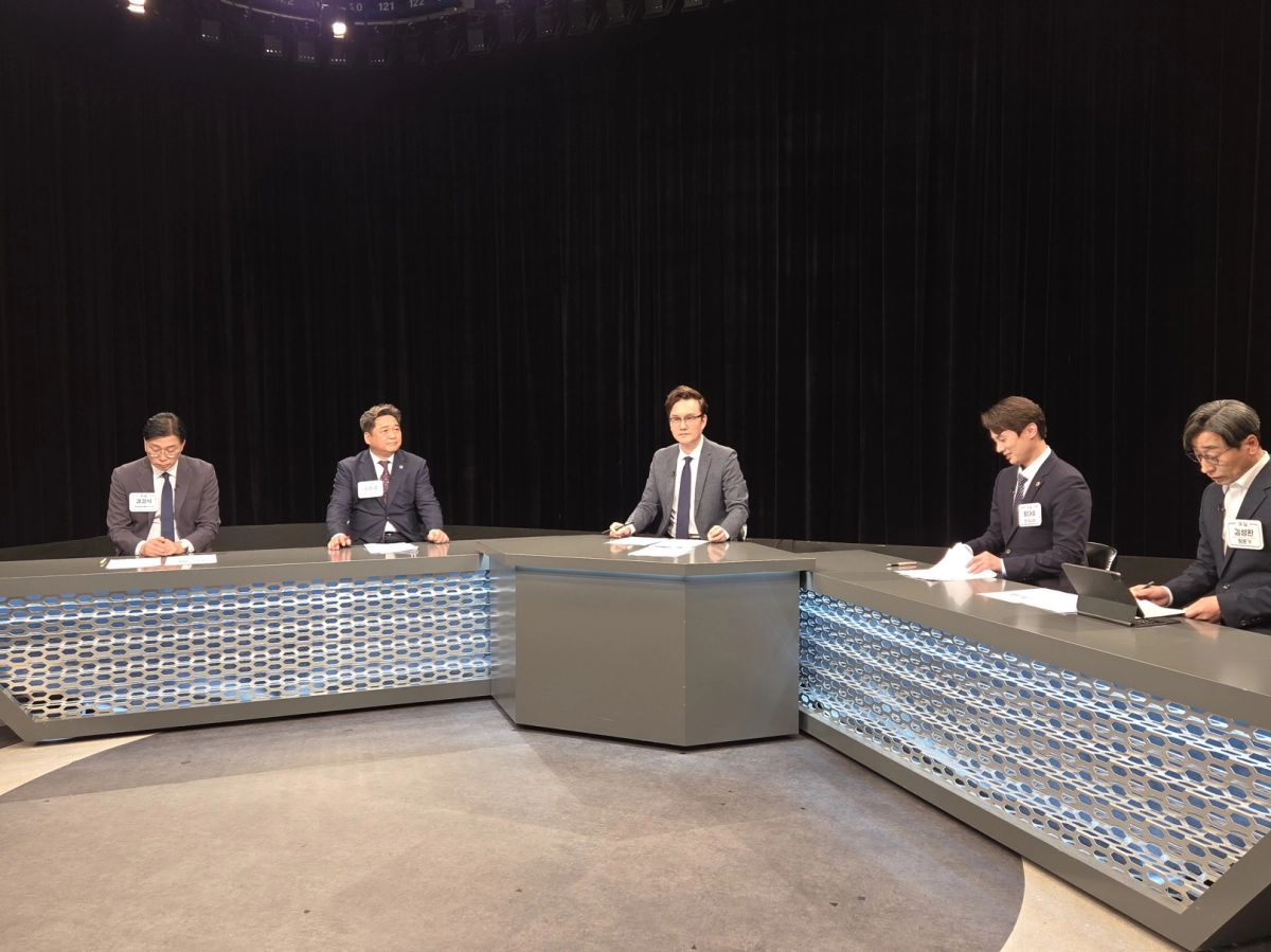 4월 3일 경인방송 ‘경기의정 예:썰-제12대 경기도의회에 바란다!’ 프로그램 녹화방송 중인 김호겸 의원.(사진=경기도의회)