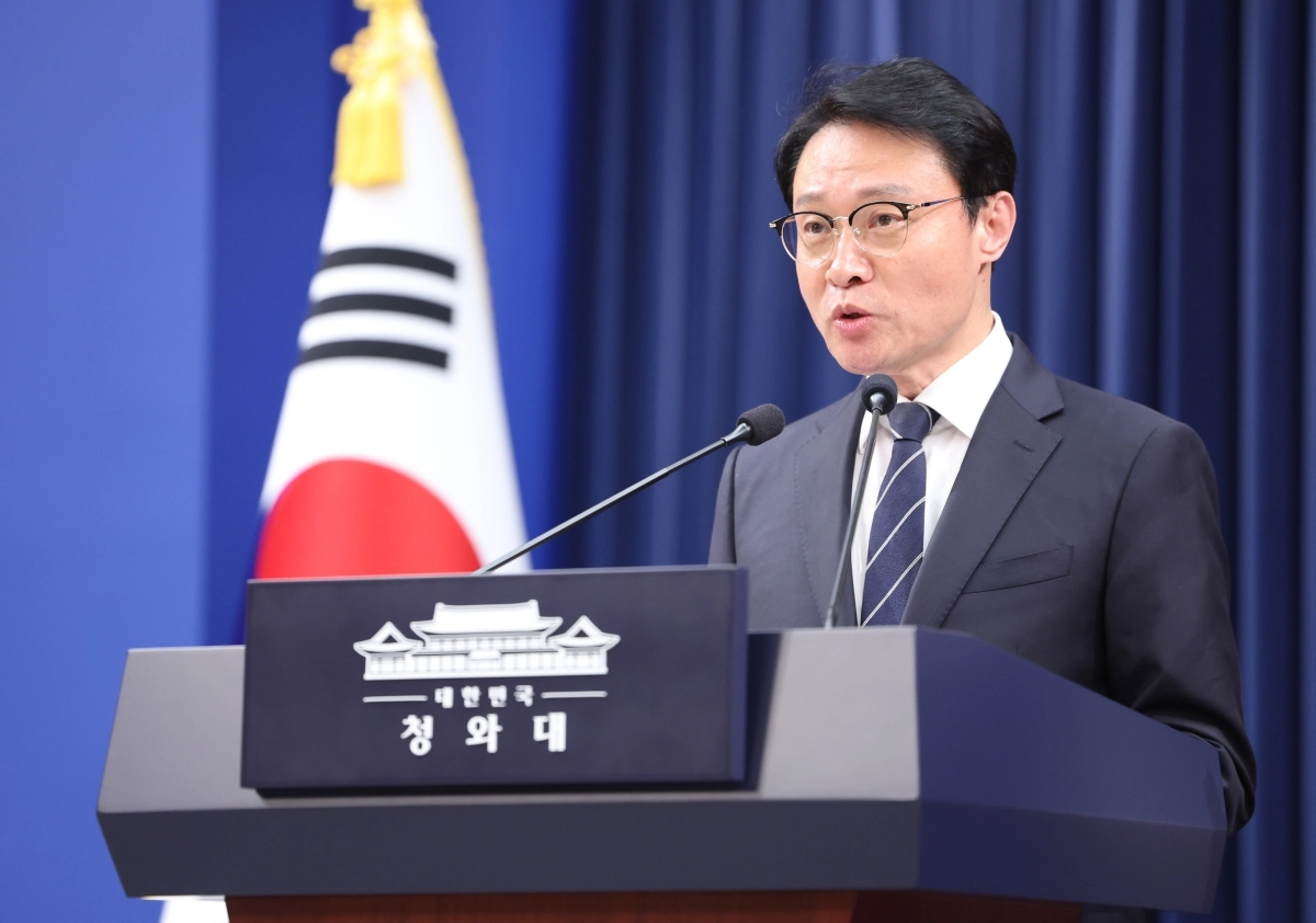 인사 관련 브리핑하는 이규연 홍보소통수석