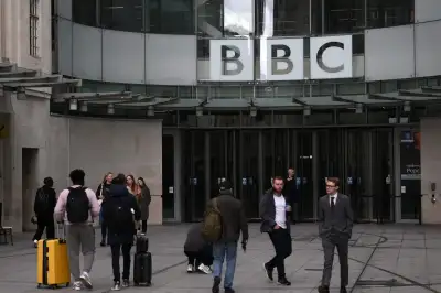 TV 수신료 줄더니 “2000명 책상 뺍니다”… 넷플릭스에 밀린 BBC, 대규모 감원