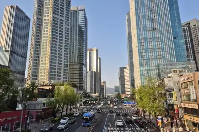 청·일·미 주둔한 이방인의 길…이젠 세계인 찾는 ‘K감성’의 길