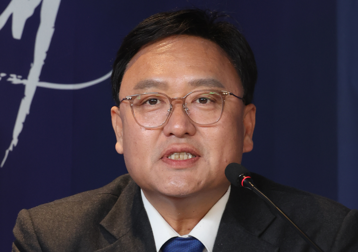 3일 더불어민주당 중앙당사에서 열린 ‘세종특별자치시장 공직선거 후보자 선출을 위한 본경선 합동토론회’에서 조상호 민주당 세종시장 후보가 발언하고 있다. 연합뉴스