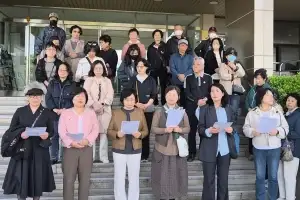 “파주 성매매 집결지 폐쇄…시장 후보들 입장 밝혀야”