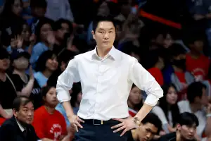 ‘고의패배 의혹’ 명예도 성적도 잃은 전희철의 봄…KBL 레전드의 쓸쓸한 결말