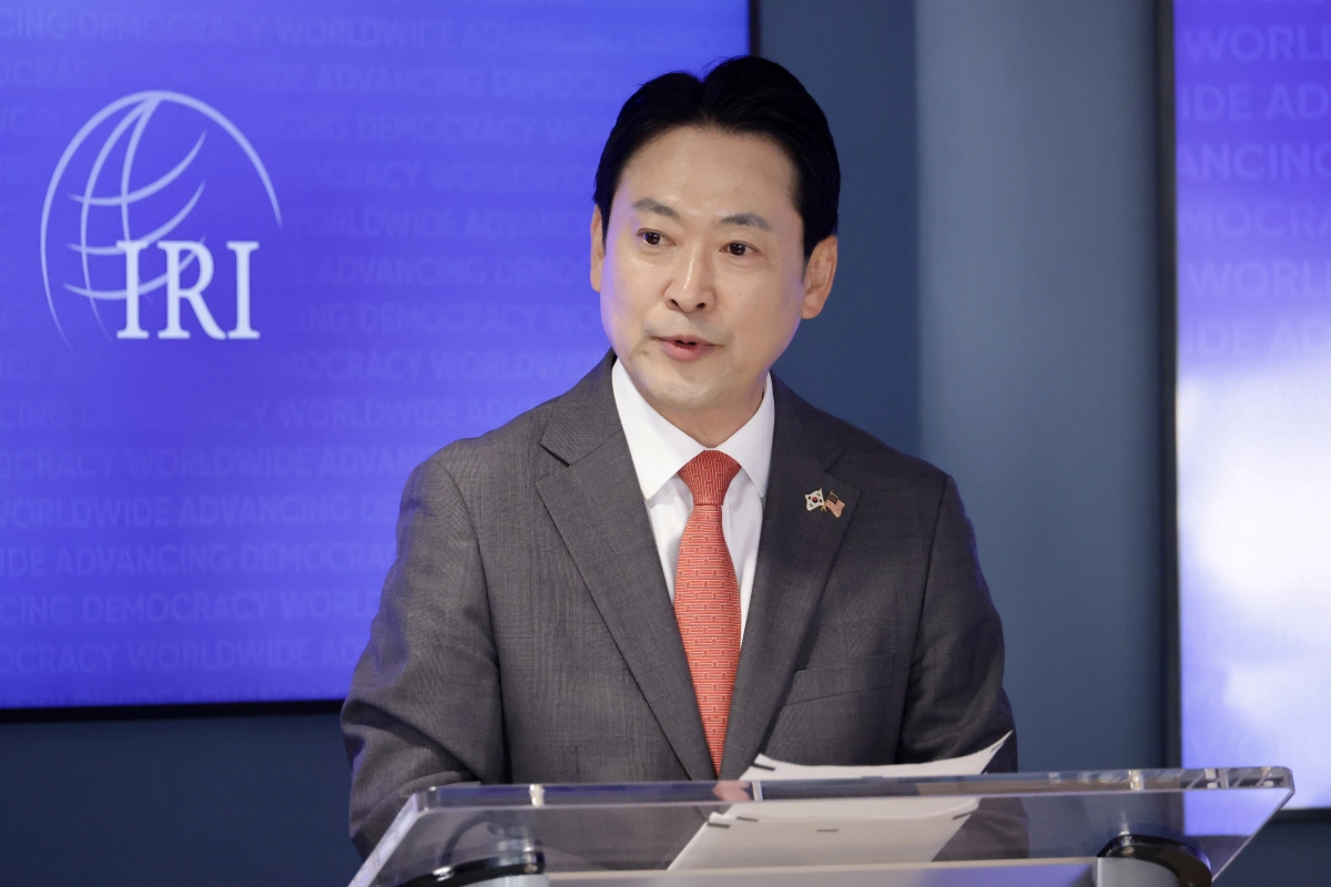 방미 중인 장동혁 국민의힘 대표가 15일(현지시간) 국제공화연구소에서 연설하고 있다. 국민의힘 제공