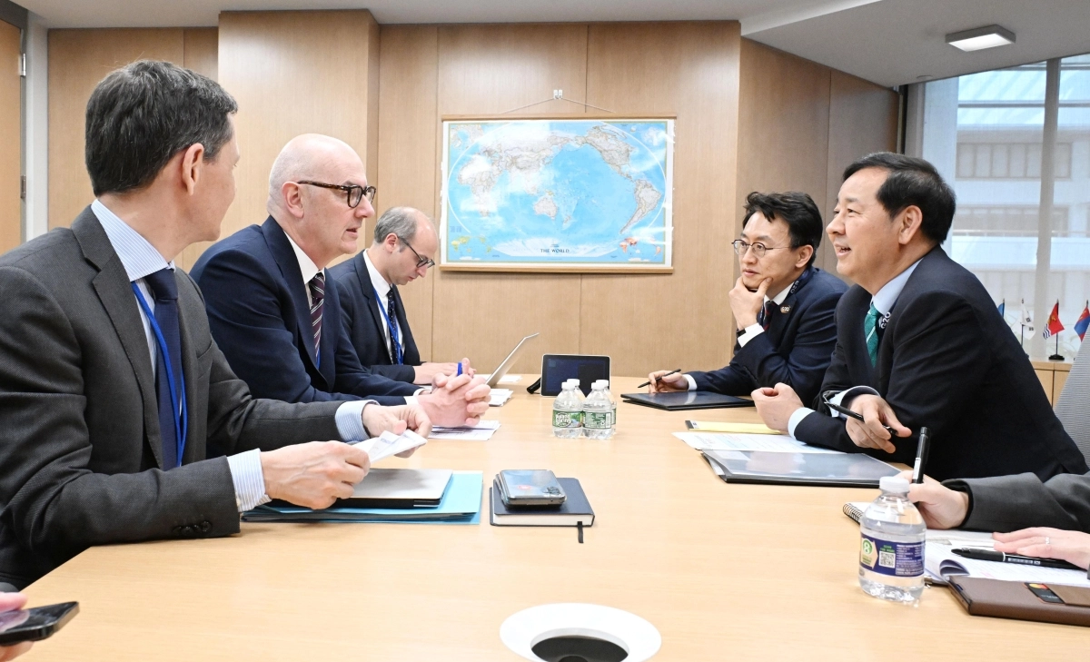 구윤철 부총리, 롤랑 레스퀴르 프랑스 재무장관 면담