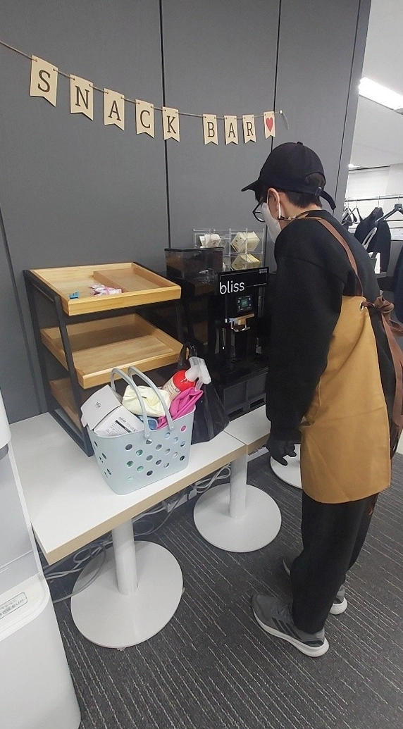 서울 송파구 송파구장애인직업재활지원센터에서 한 지원자가 취업 훈련을 하고 있다. 송파구 제공