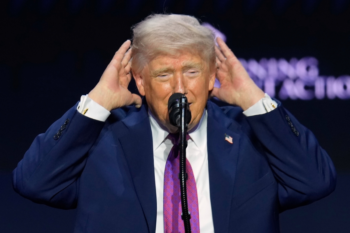 도널드 트럼프 미국 대통령이 2026년 4월 17일(현지시간) 애리조나주 피닉스 드림시티교회에서 열린 ‘터닝포인트 USA’ 행사에서 연설하고 있다. AP 뉴시스