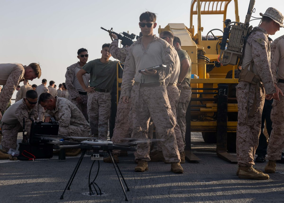 호르무즈 해협 일대 봉쇄 작전을 벌이고 있는 미군. 미 중부사령부 엑스 캡처