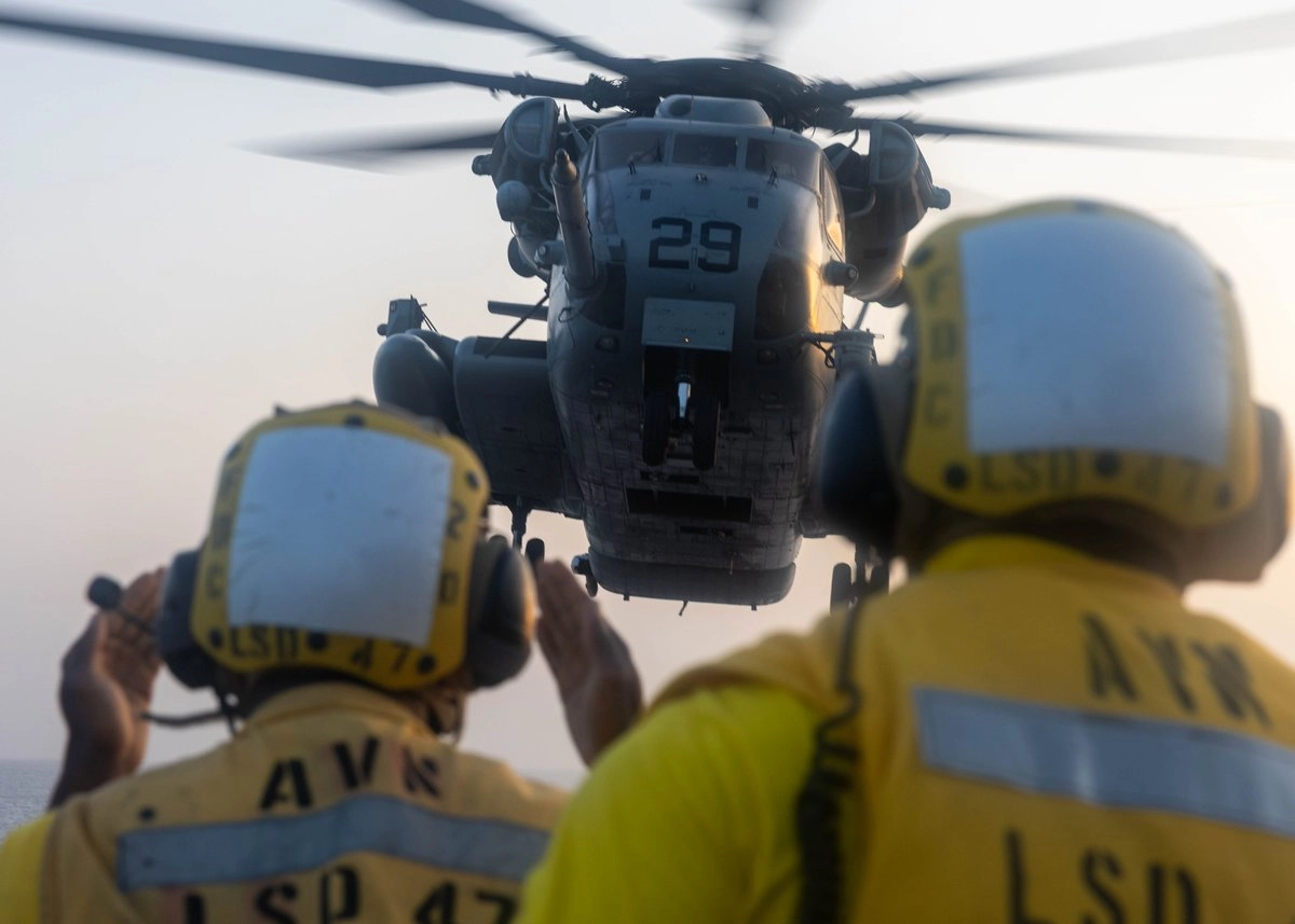 호르무즈 해협 일대 봉쇄 작전을 벌이고 있는 미군. 미 중부사령부 엑스 캡처