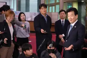 정동영 “정책설명을 정보유출로 몰아…저의 의심스러워”