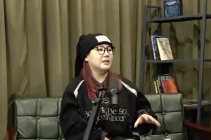 thumbnail - 공개연애 두달 만에 이별한 여가수…“후회한다” 무슨 일