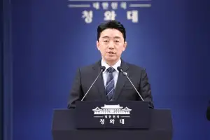 강훈식 “인천공항 출입국 심사장 혼잡 가중… 근본 대책 마련”