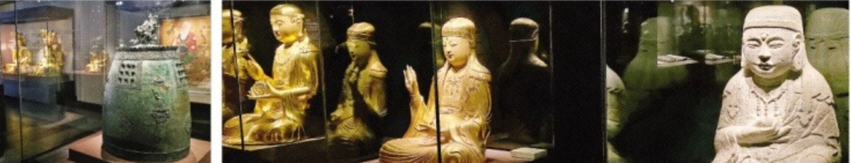 서울 종로구 불교중앙박물관에 전시된 선운사 삼지장보살상(오른쪽 사진). 박물관장인 서봉 스님은 “세 불상이 한자리에 모인 건 사상 처음”이라고 설명했다. 왼쪽 사진은 선운사 말사인 부안 내소사 동종.