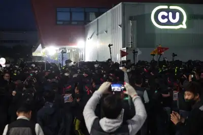 “살려내라” 화물연대 1200명 집결…노동부 “노란봉투법 넘어선 상황”