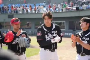 김동엽 아직 살아있네! 2경기 연속 홈런포 가동하며 울산 승리 견인