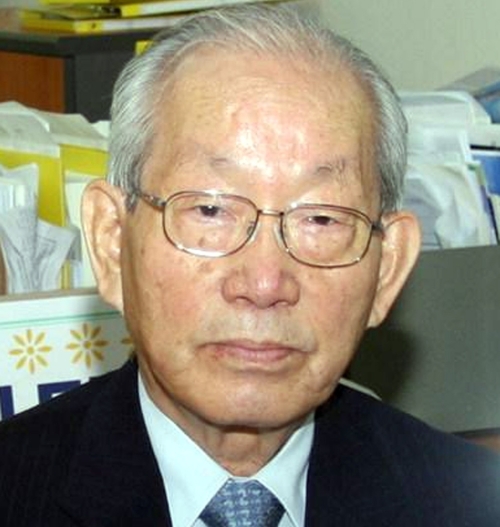 조필제 전 동서식품 부회장