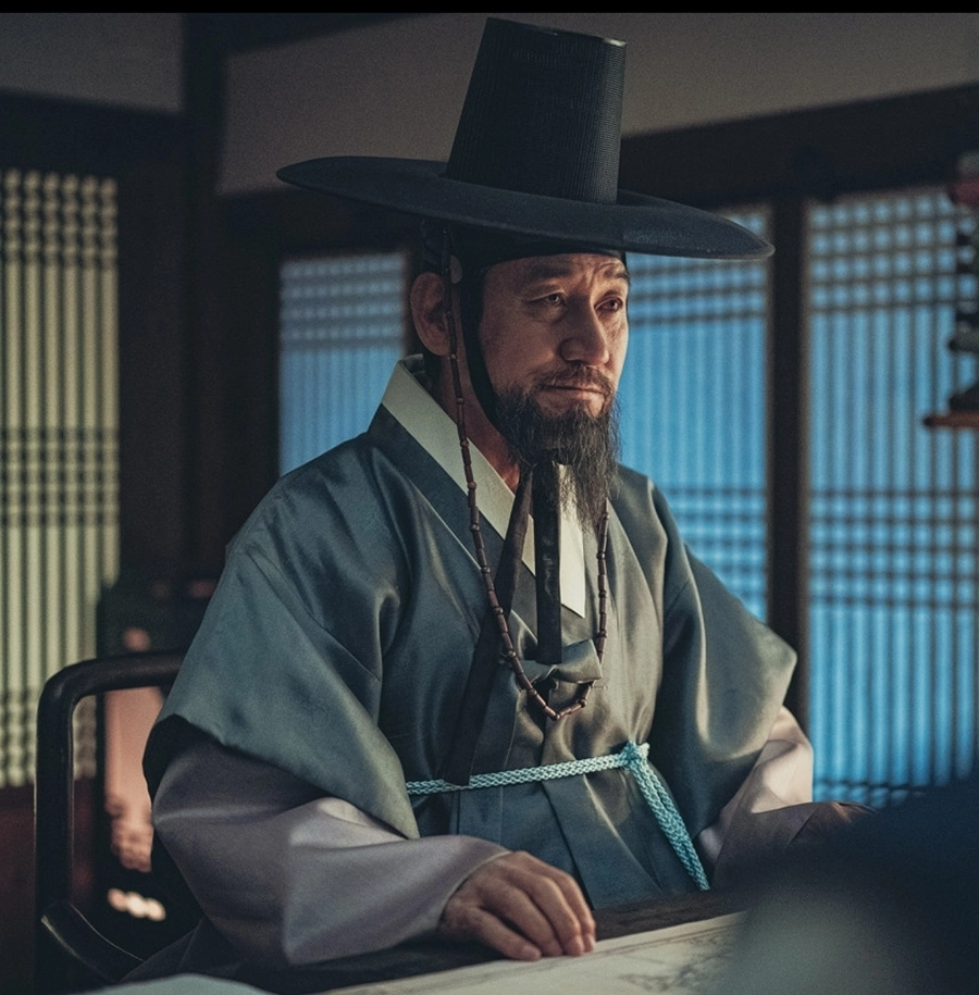 부여국제히스토리영화제에선 고인이 박흥식 감독이 연출한 ‘탄생’(2022)에서 ‘유진길’ 역을 연기한 모습을 확인할 수 있다.  부여국제히스토리영화제