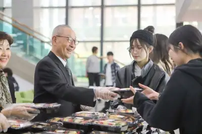 “점심, 도시락에 커피”…강일구 호서대 총장, 현장 소통 ‘눈길’
