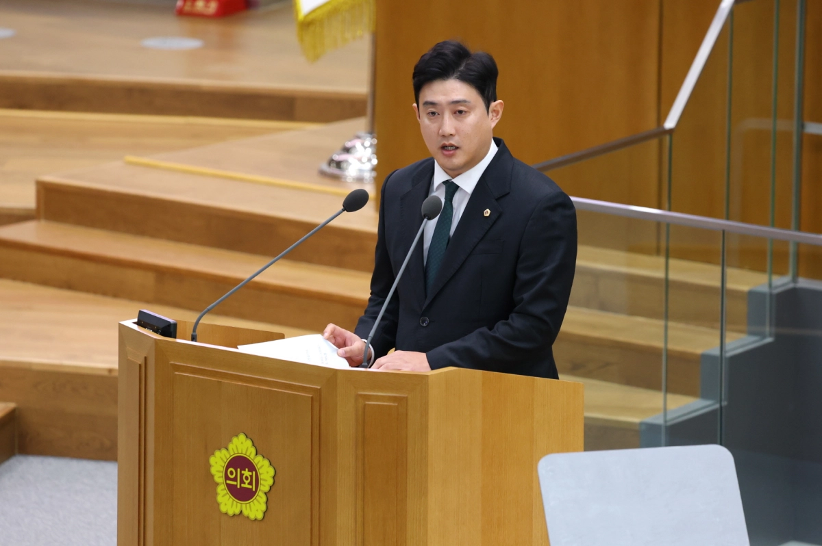 이상원 의원이 21일 열린 제389회 임시회 제1차 본회의에서 5분 자유발언을 하고 있다.(사진=경기도의회)