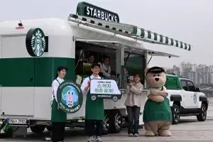 이동형 트레일러 ‘스:벅차’