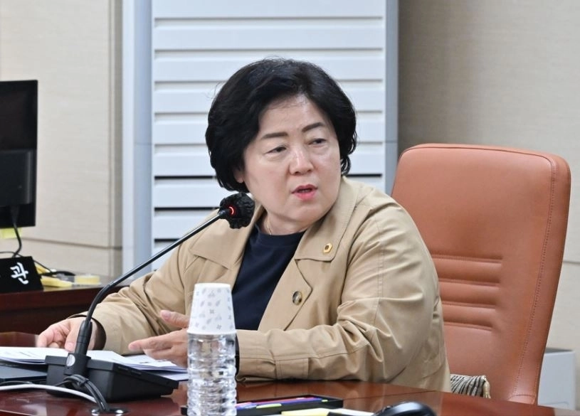 지난 20일 마약예방특위 제4차회의에서 발언중인 오금란 의원
